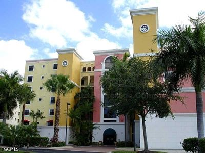 4029 SE 20th Pl APT 101