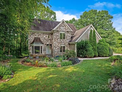 105 Welwyn Ln