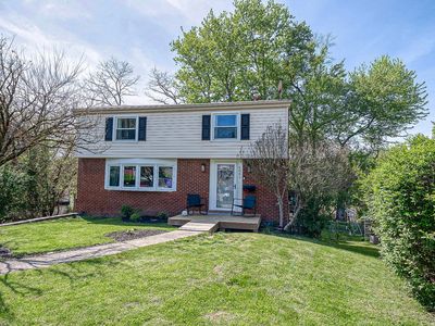 5061 Bahama Dr
