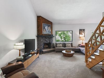14308 Fairway Dr