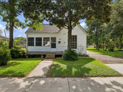 408 S 4th St
