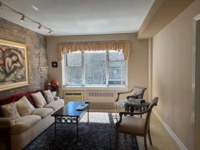 235 W 70th St APT 3E