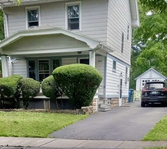 40 Kron St