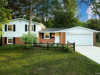Property at 24095 Farmington Rd, Farmington, MI