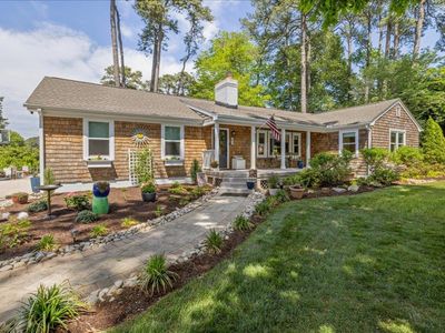 832 Cardinal Rd