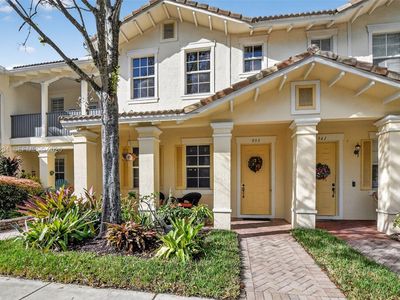 Property at 933 NW 18th Ave, Boca Raton, FL