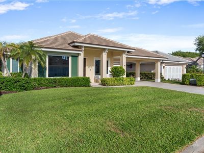 8975 Palm Breeze Ter