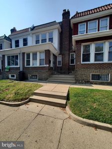 262 W Godfrey Ave