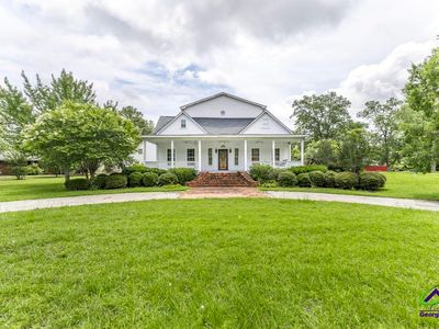 224 Oak Ave