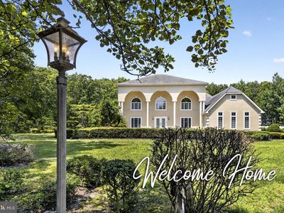 822 E Harlequin Dr