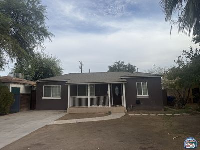 1027 W Heil Ave