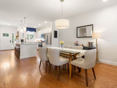 7 E Dexter Ave #38