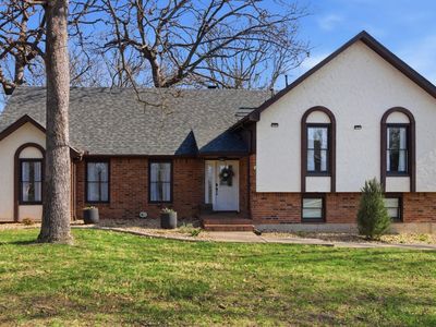 2009 W Broadway Street