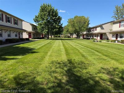 196 Princeton Dr