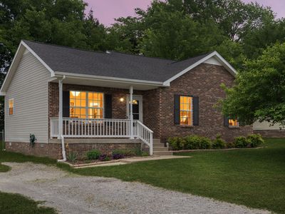 270 Moncrest Dr