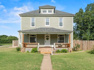 Property at 301 N Wikoff Ave, Watonga, OK