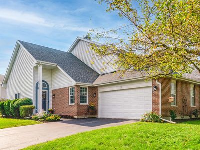Property at 5791 Regency Ct, Gurnee, IL