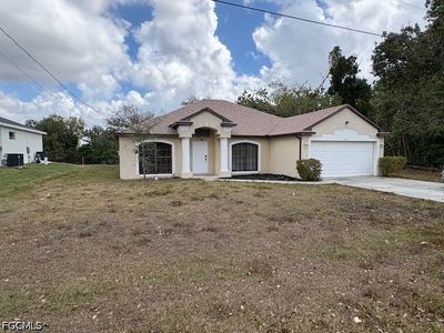 307 SE 1st Pl