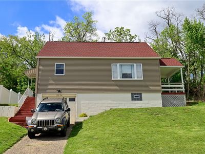 3194 Ridgeway Dr