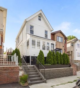 345 Forest St