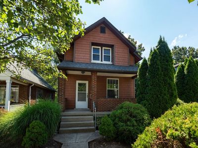 3856 Mount Vernon Ave