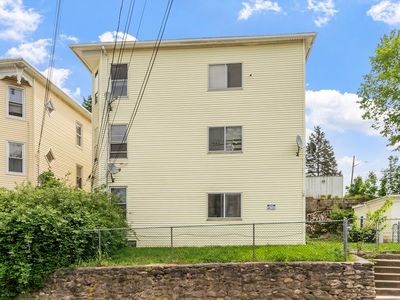 125 Cross St