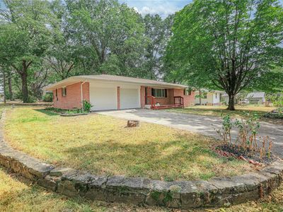 411 Kate Smith St