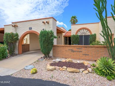 1438 W Camino Alicante