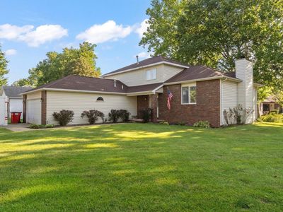 Property at 1708 Oak Park Dr, Champaign, IL