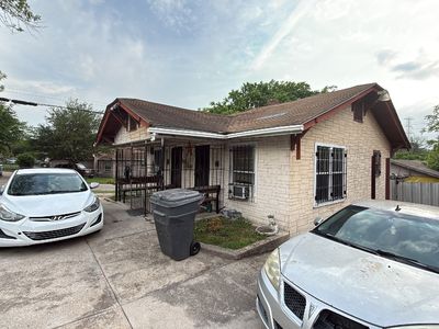 2431 Britton Ave
