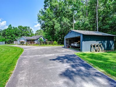 637 County Road 6502 E