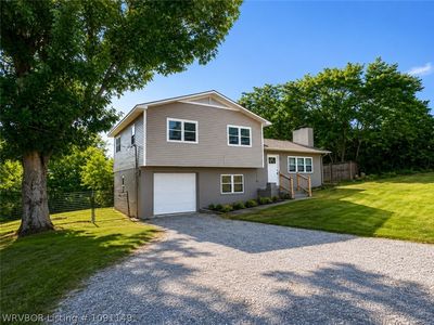 3223 N Highway 59