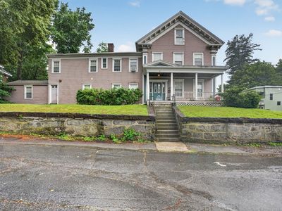 49 Alston Pl