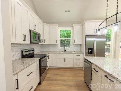 472 Oak Rd