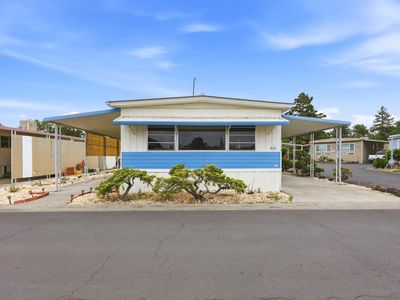 512 Colonial Park Drive