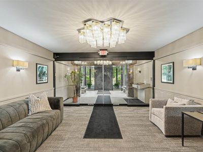 3131 Fleur Dr #208&206