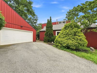 Property at 126 Pinewood Dr, Bridgeville, PA
