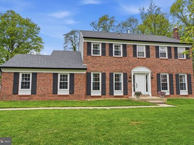 476 Gladstone Rd