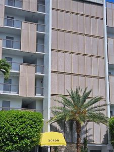 20400 W Country Club Dr APT 601