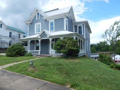 501 E Main St