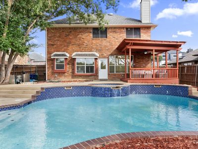 1339 Barclay Dr