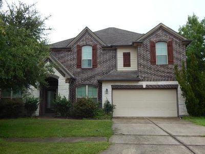 25217 Forest Ledge Dr