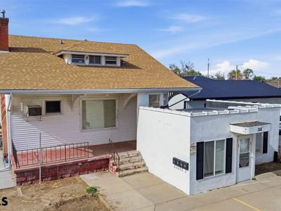 315 E Overland