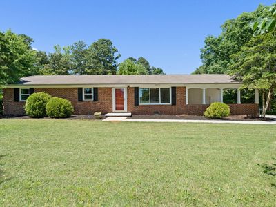 200 Country Club Dr SW