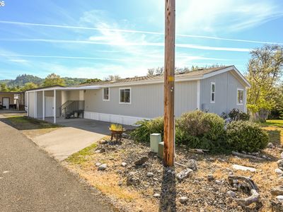 Property at 221 River Place Dr #117, Roseburg, OR