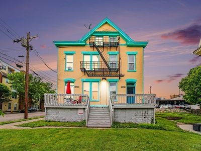 2701 Euclid Ave