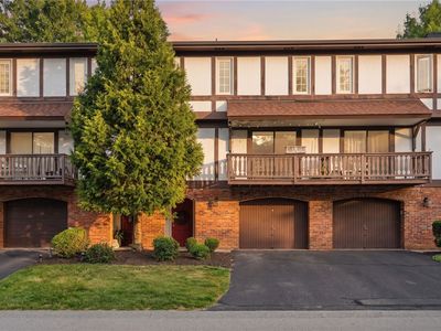 313 Woodbridge Dr