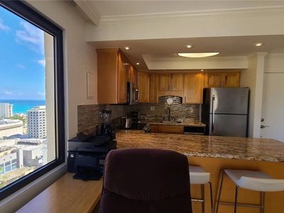 2140 Kuhio Ave APT 2501