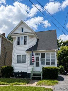 193 Lakeview Ave