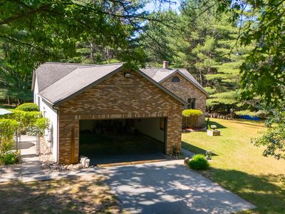 3557 W Pinewood Dr